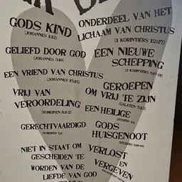 Poster met Nederlandse christelijke spreuken en bijbelverwijzingen