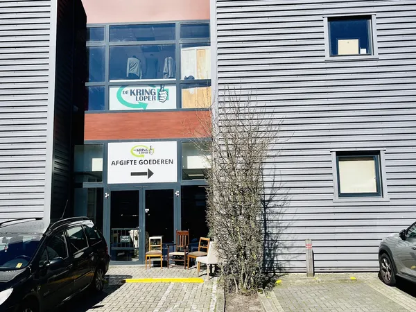 Kringloopwinkel Kringloopwinkel De Kringloper Naarden in Naarden