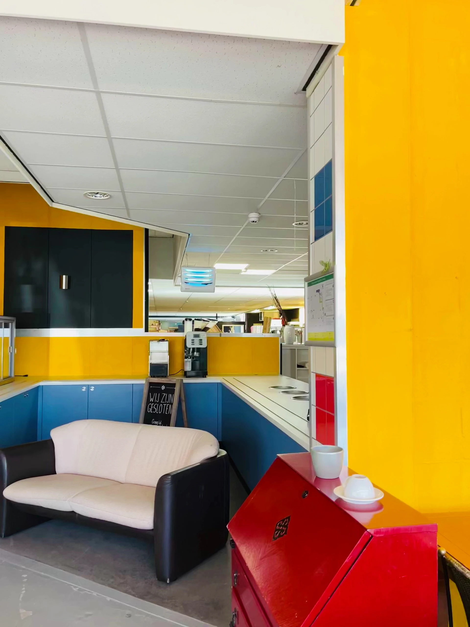 Kringloopwinkel Kringloopwinkel De Kringloper Naarden in Naarden