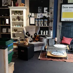 Bezoeker foto van Kringloopwinkel De Kringloper Weesp in Weesp