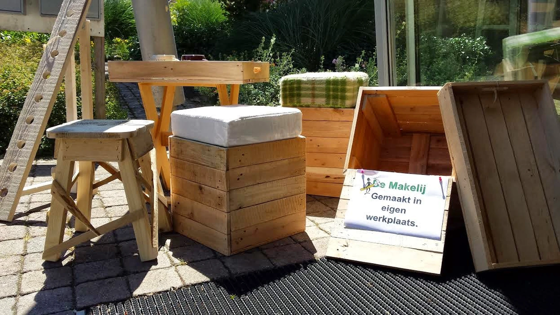 Kringloopwinkel Kringloopwinkel De Makelij in Dedemsvaart