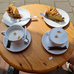 Bezoeker foto van Kringloopwinkel De Marktloads in Sint Nicolaasga
