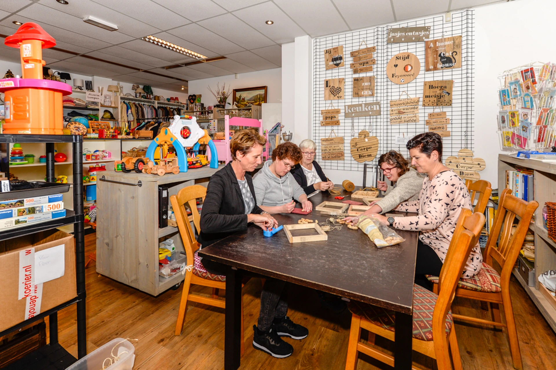 Kringloopwinkel Kringloopwinkel De Martwienkel in Oud Gastel