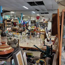 Bezoeker foto van De Milieu Brigade Kringloopwinkel in Amsterdam