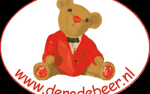 Kringloopwinkel de rode beer vintage kleding in Heerde