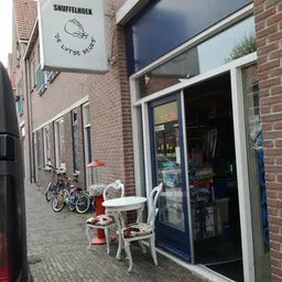 Kringloopwinkel Kringloopwinkel De Snuffelhoek in Sneek