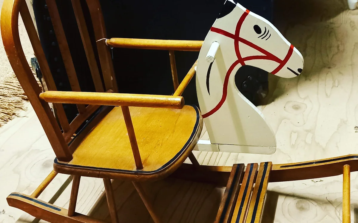 Kringloopwinkel Kringloopwinkel de Snuffelhoeve in Heerjansdam