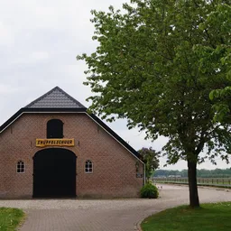Kringloopwinkel Kringloopwinkel De Snuffelschuur in Leersum