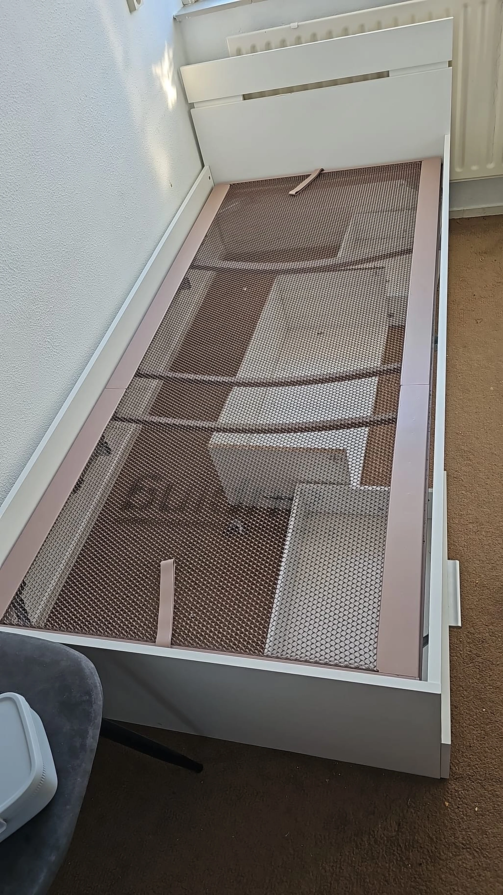 Kringloopwinkel De Snuffelschuur in Leersum met tweedehands boeken, elektronica en gereedschappen