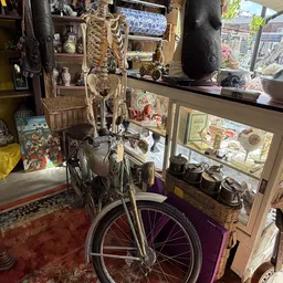 Bezoeker foto van Kringloopwinkel De Stoof Brocante in Axel