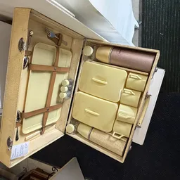 Bezoeker foto van Kringloopwinkel De Stoof Brocante in Axel
