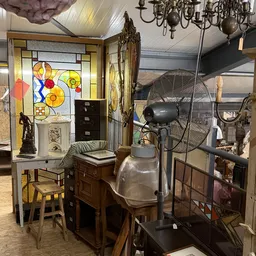 Bezoeker foto van Kringloopwinkel De Stoof Brocante in Axel