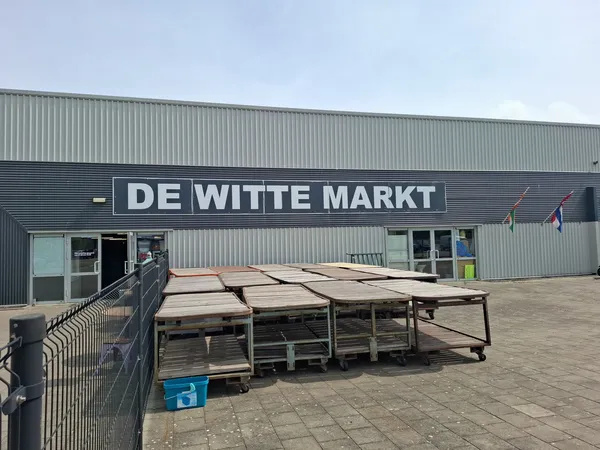 Kringloopwinkel in Heinenoord