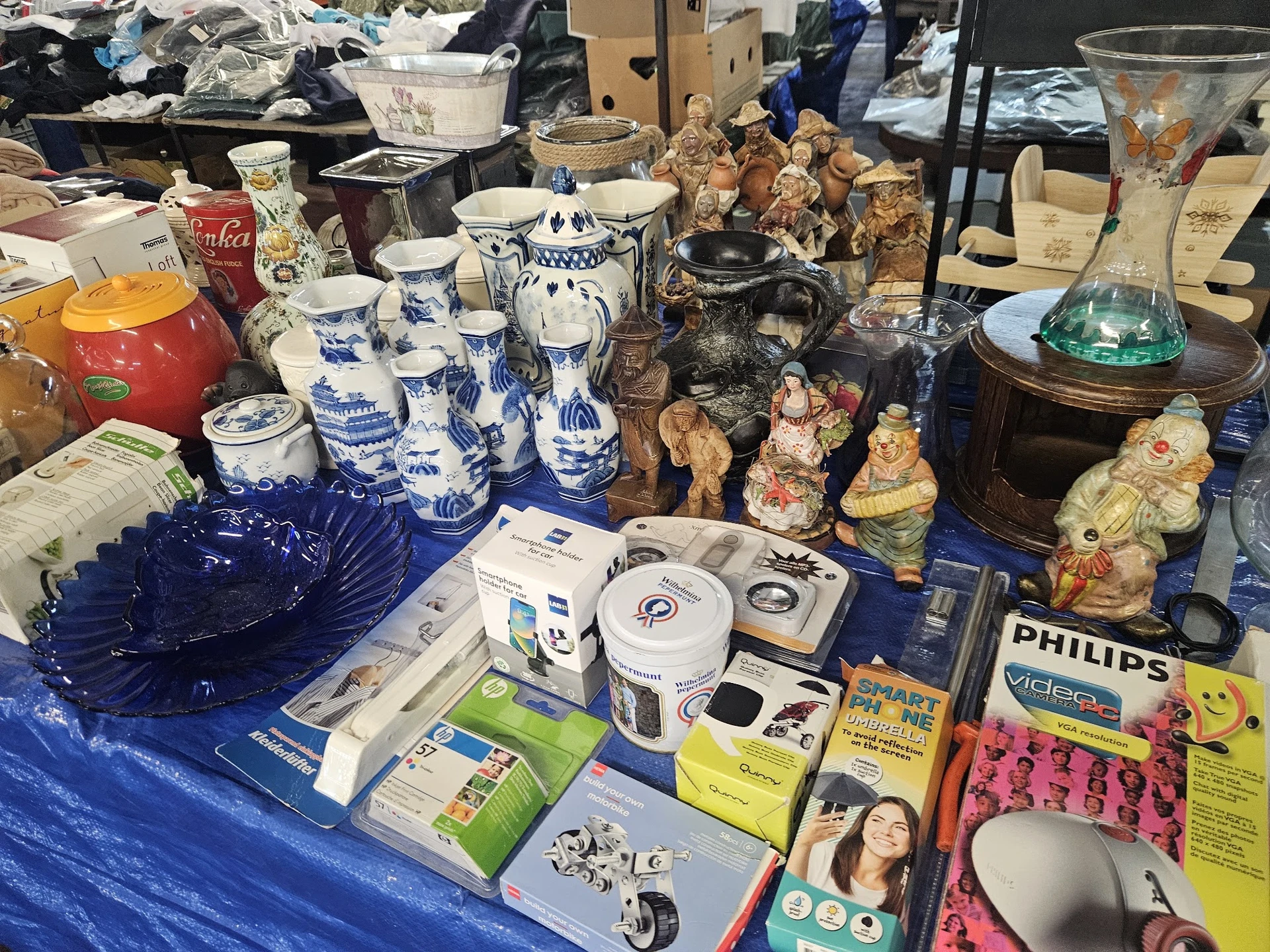 Bezoeker foto van Kringloopwinkel De Witte Markt BV in Heinenoord