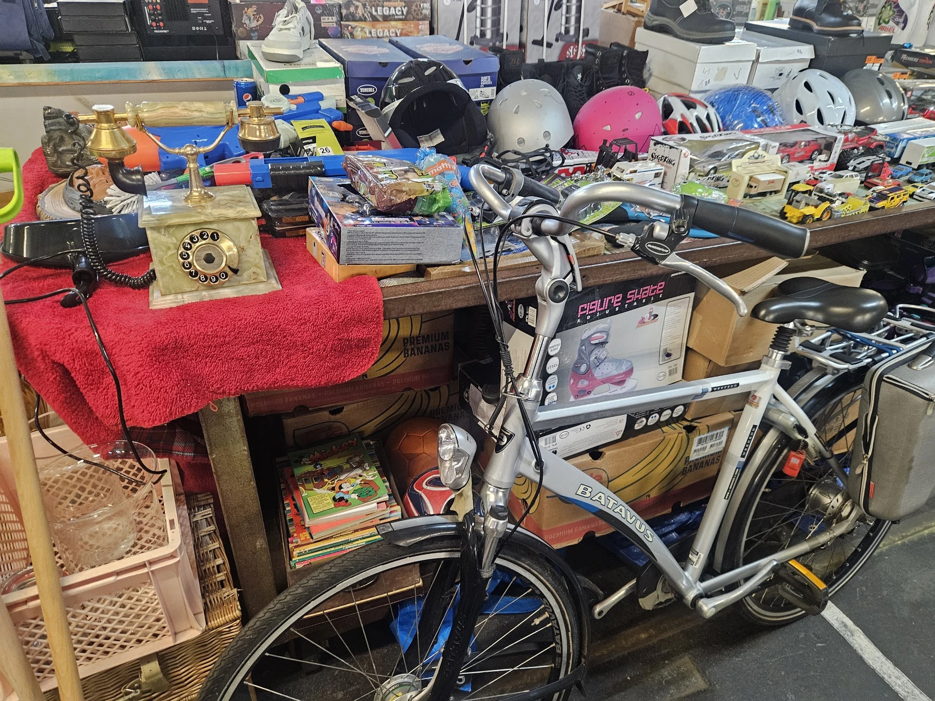 Bezoeker foto van Kringloopwinkel De Witte Markt BV in Heinenoord