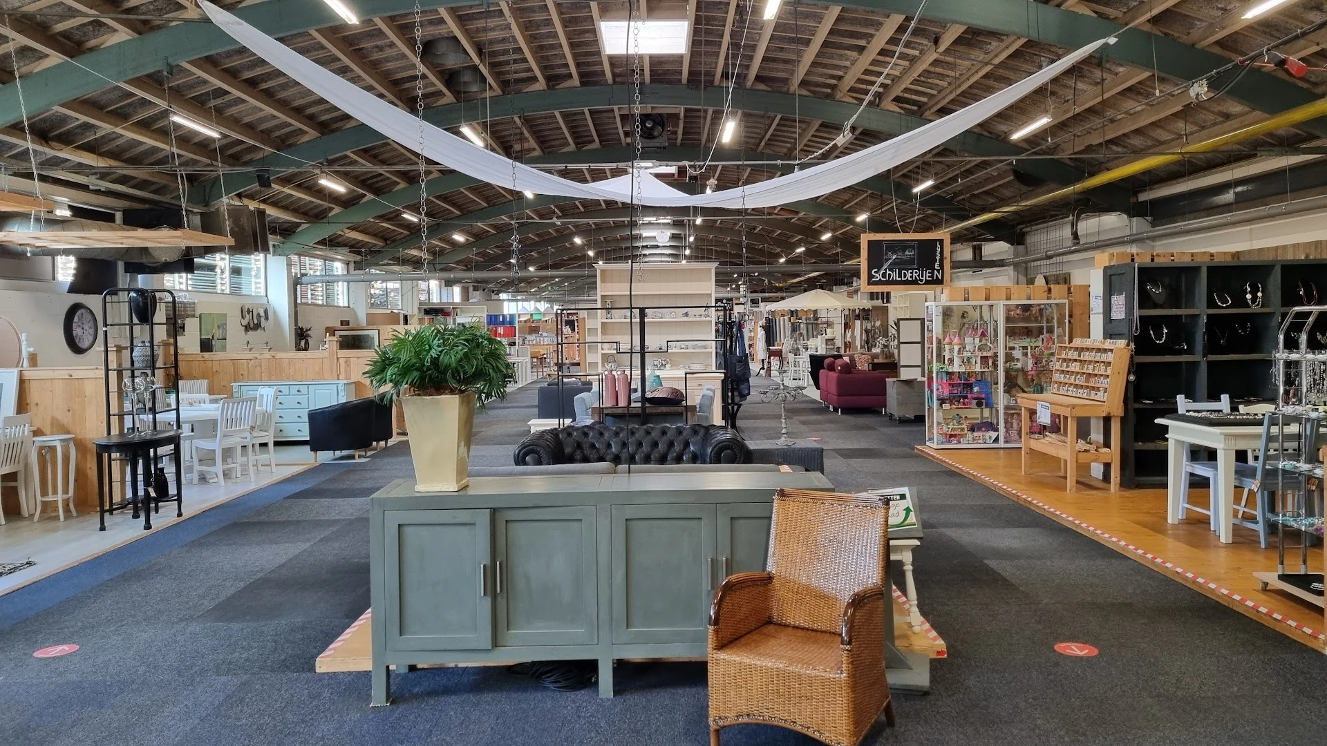 Foto gedeeld door eigenaar van Kringloopwinkel De Zaak Van Ermelo in Ermelo