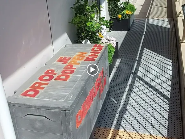 Kringloopwinkel Kringloopwinkel Debussyflat doppendepot Delft Buitenhof in Delft