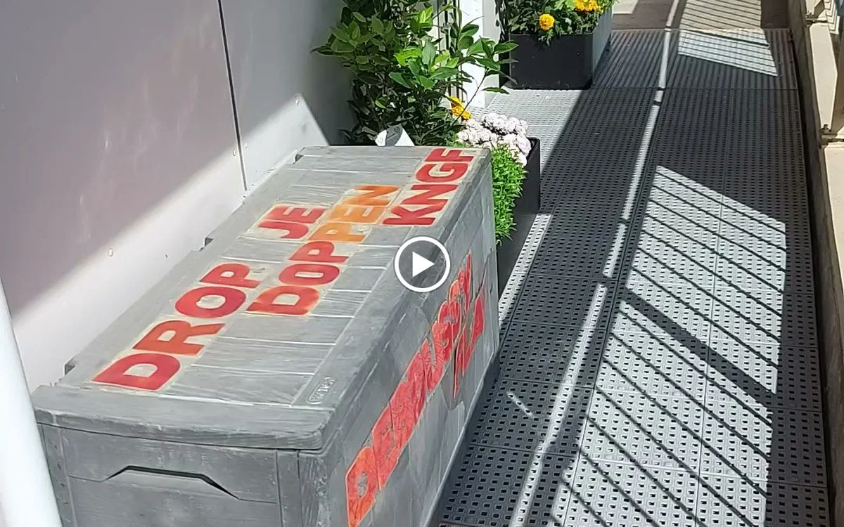 Kringloopwinkel Kringloopwinkel Debussyflat doppendepot Delft Buitenhof in Delft