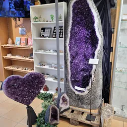 Bezoeker foto van Kringloopwinkel Dirkx Mineralen Vlissingen in Vlissingen