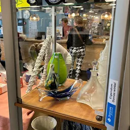 Bezoeker foto van Dorcas kringloopwinkel Eindhoven in Eindhoven