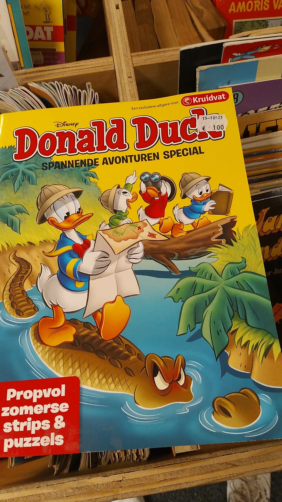 Donald Duck strip 'Spannende avonturen special' met illustraties van eendenfiguren in jungle-achtige omgeving