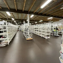 Bezoeker foto van Kringloopwinkel Dorcas Winkel Aalsmeer in Aalsmeer