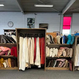 Bezoeker foto van Kringloopwinkel Dorcas Winkel Aalten in Aalten