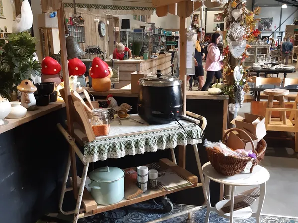 Kringloopwinkel in Andijk