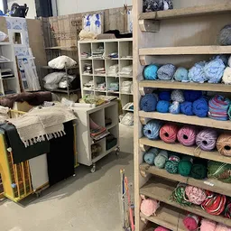 Bezoeker foto van Kringloopwinkel Dorcas Winkel Andijk in Andijk