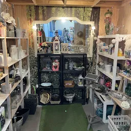 Bezoeker foto van Kringloopwinkel Dorcas Winkel Andijk in Andijk