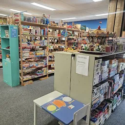 Bezoeker foto van Kringloopwinkel Dorcas Winkel Bolsward in Bolsward