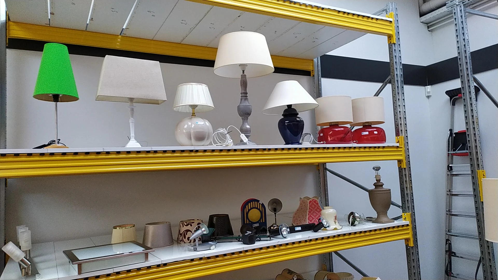Bezoeker foto van Kringloopwinkel Dorcas Winkel Hoorn in Hoorn