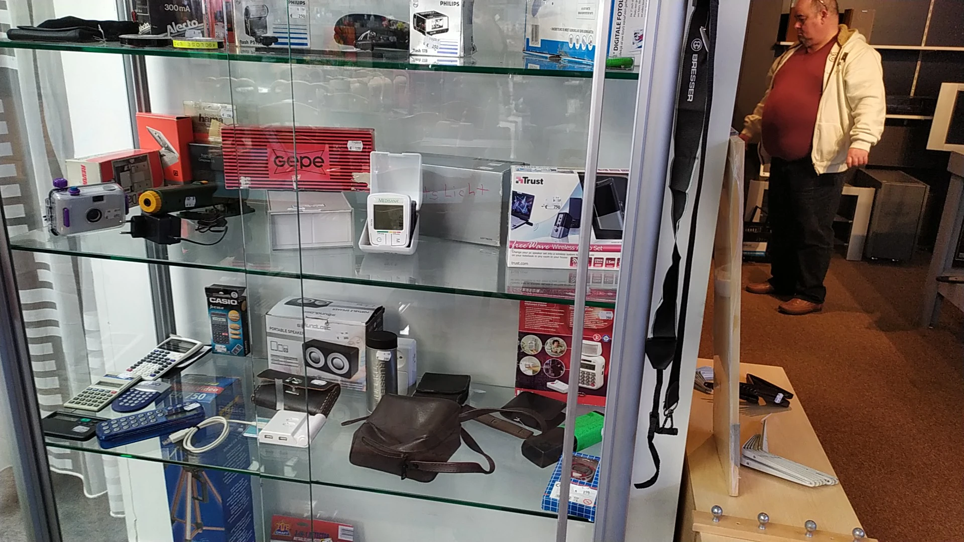 Bezoeker foto van Kringloopwinkel Dorcas Winkel Hoorn in Hoorn