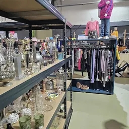 Bezoeker foto van Kringloopwinkel Dorcas winkel KRV in Katwijk aan Zee