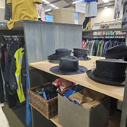 Bezoeker foto van Kringloopwinkel Dorcas winkel KRV in Katwijk aan Zee