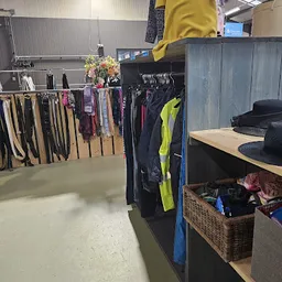 Bezoeker foto van Kringloopwinkel Dorcas winkel KRV in Katwijk aan Zee