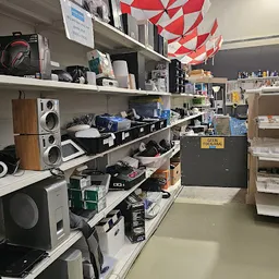 Bezoeker foto van Kringloopwinkel Dorcas winkel KRV in Katwijk aan Zee