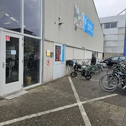 Bezoeker foto van Kringloopwinkel Dorcas winkel KRV in Katwijk aan Zee