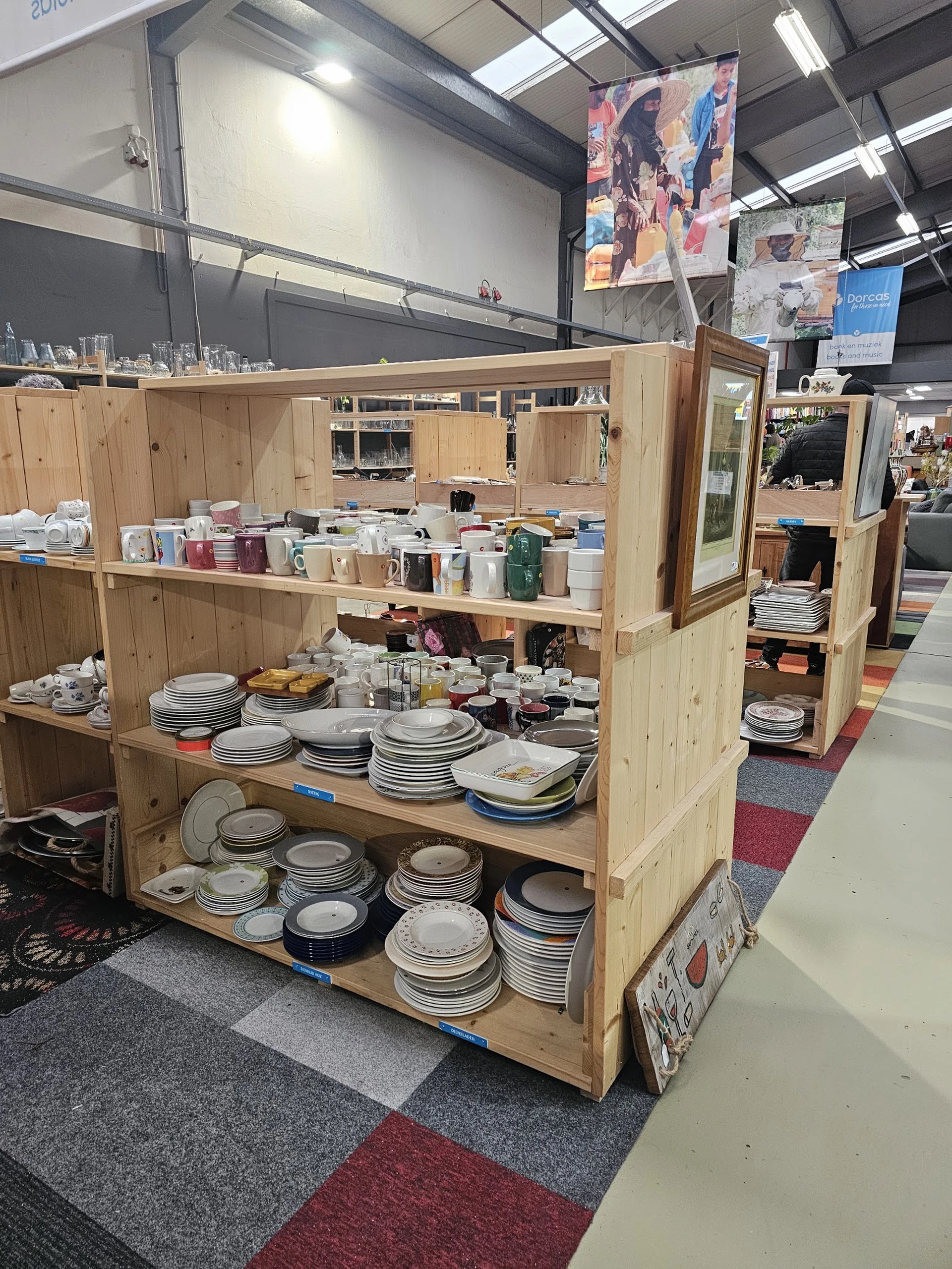 Bezoeker foto van Kringloopwinkel Dorcas winkel KRV in Katwijk aan Zee