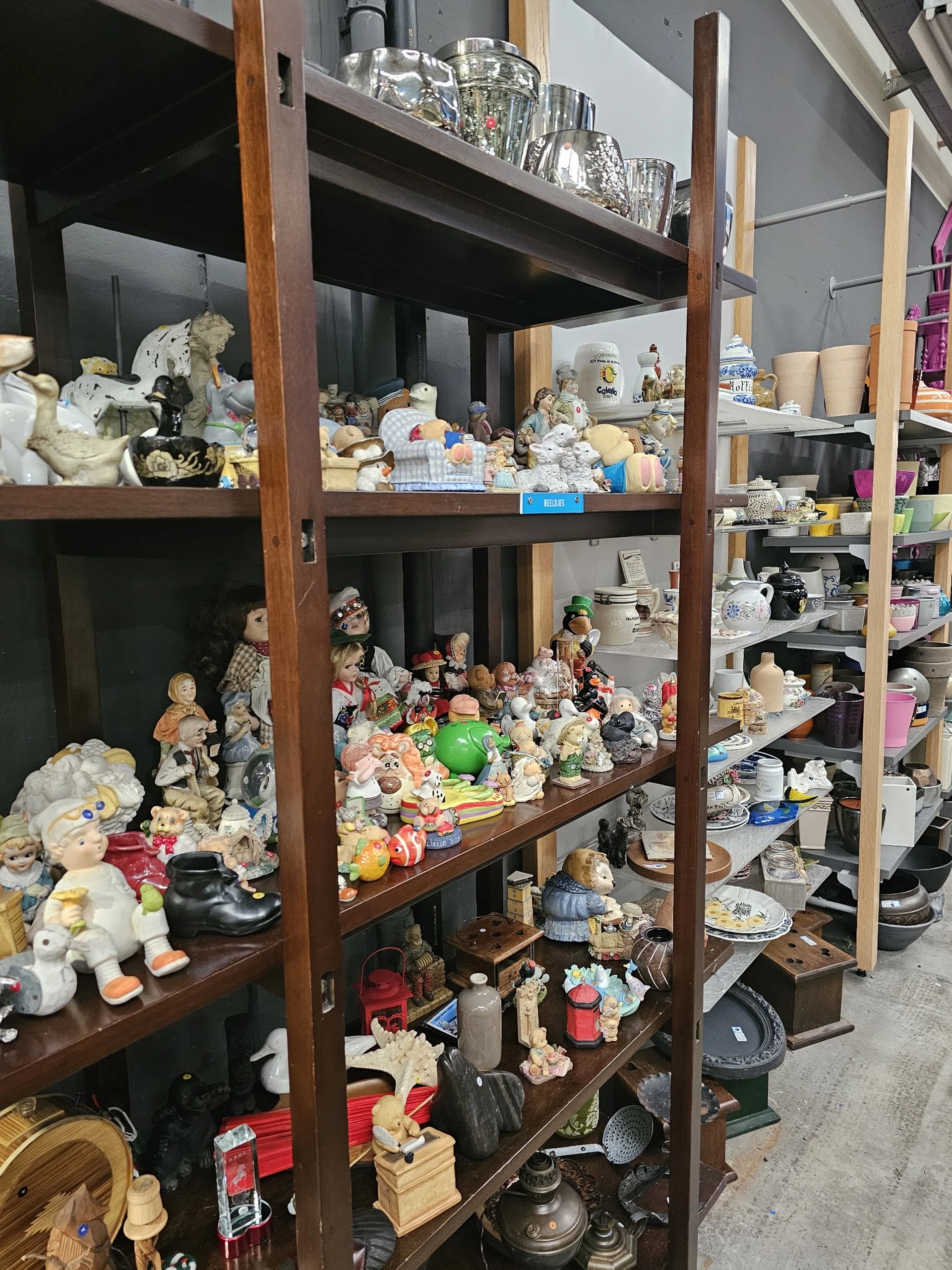 Bezoeker foto van Kringloopwinkel Dorcas winkel KRV in Katwijk aan Zee