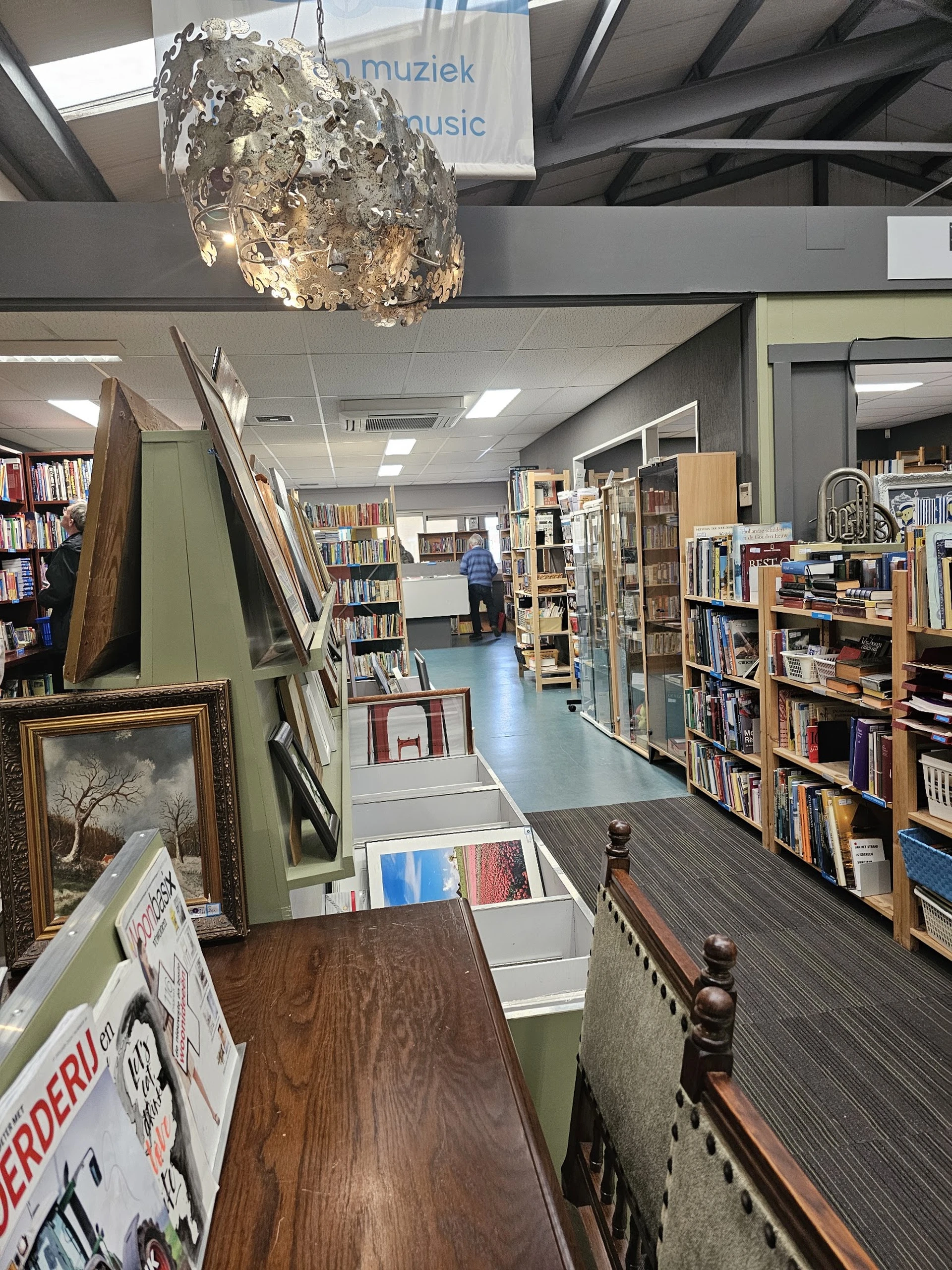 Bezoeker foto van Kringloopwinkel Dorcas winkel KRV in Katwijk aan Zee