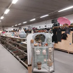 Bezoeker foto van Kringloopwinkel Dorcas Winkel Nijkerk in Nijkerk