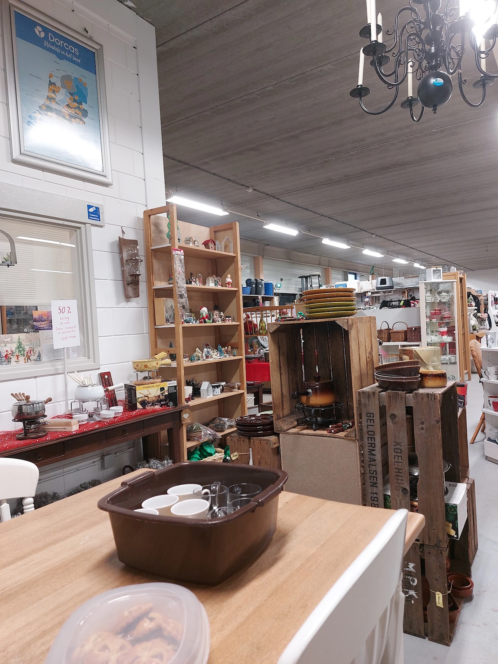 Bezoeker foto van Kringloopwinkel Dorcas Winkel Nijkerk in Nijkerk