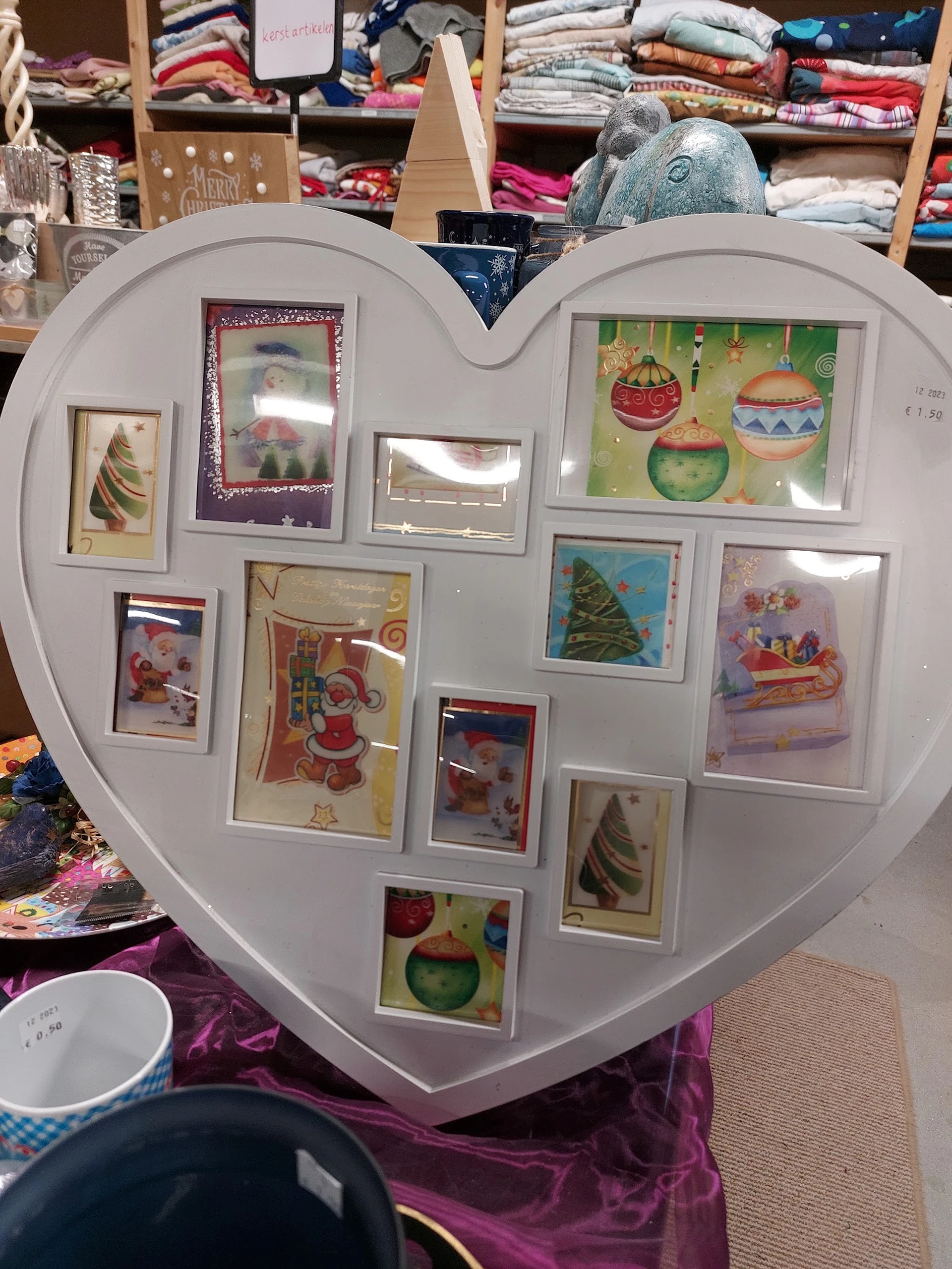 Bezoeker foto van Kringloopwinkel Dorcas Winkel Nijkerk in Nijkerk