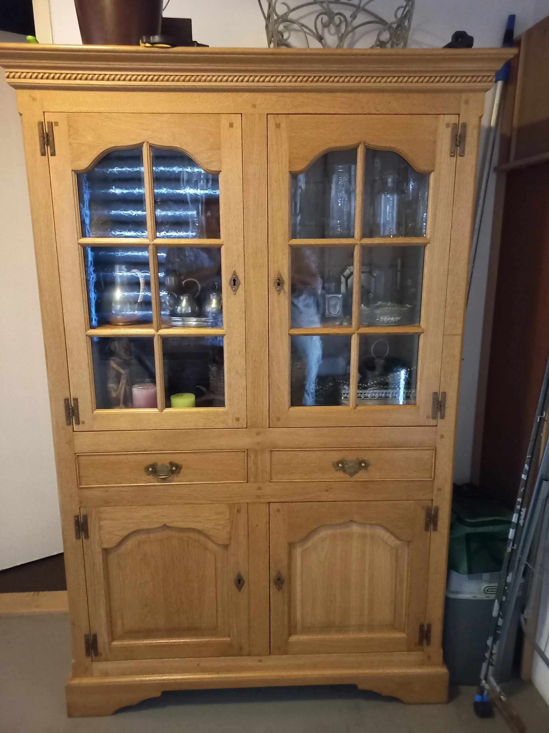 Kringloopwinkel Dorcas Winkel Rijssen in Rijssen met tweedehands boeken, cds en huishoudelijke apparaten