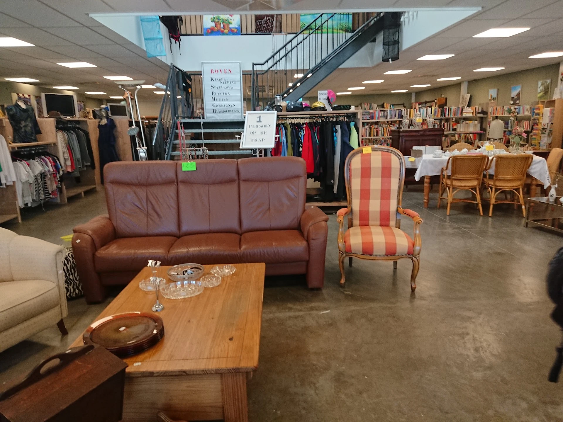 Kringloopwinkel Dorcas Winkel Schagen in Schagen met tweedehands boeken, huis- en inrichting en huishoudelijke apparaten