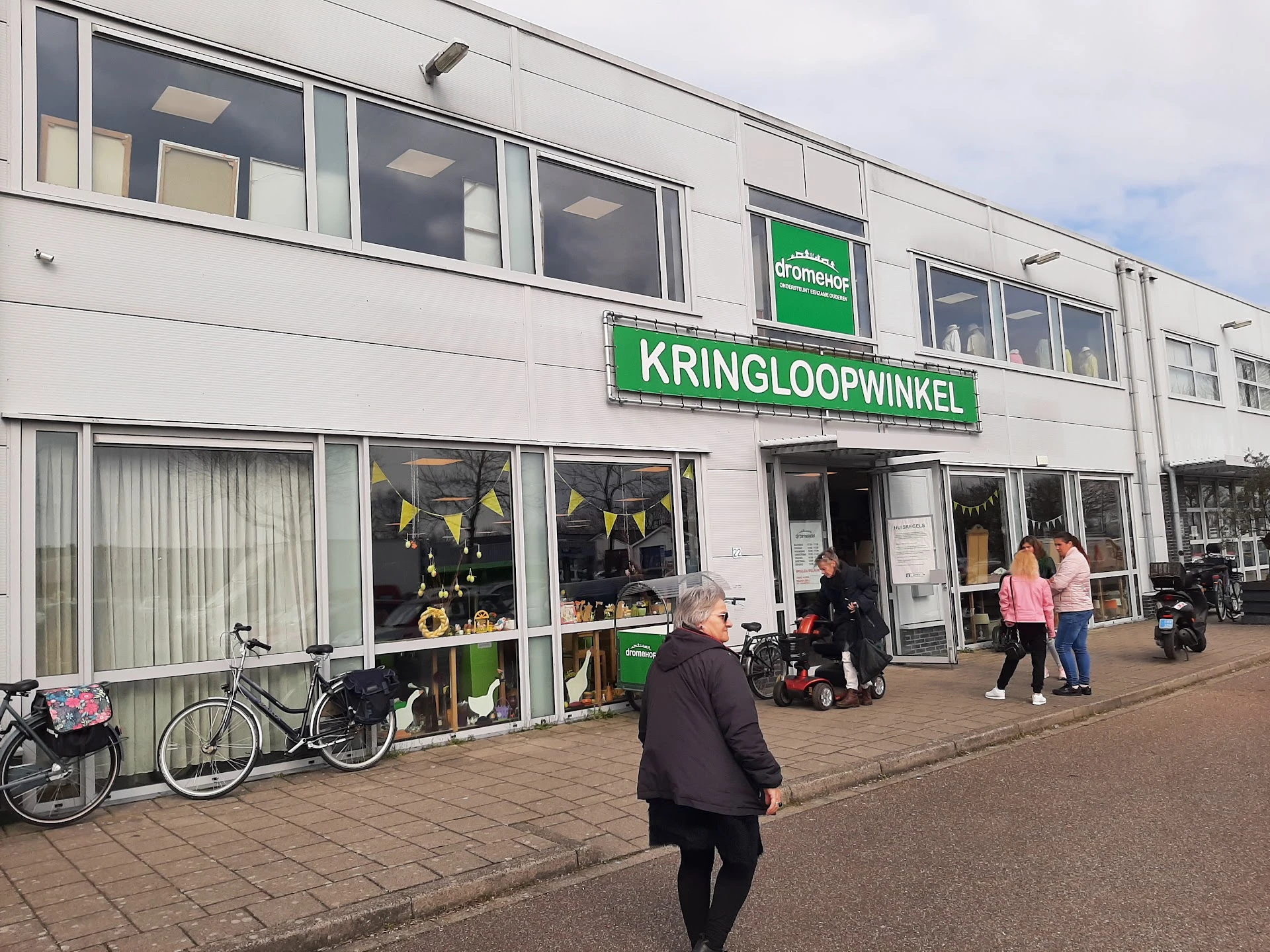 Kringloopwinkel Kringloopwinkel Dromehof in Zwaag