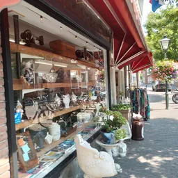 Kringloopwinkel Dude Goed Atelier 'The Goed Pillow' in Nootdorp