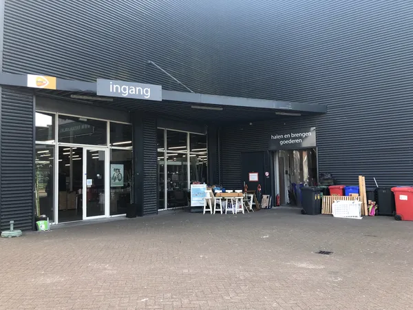 Kringloopwinkel Dude Goed Kringloop Winkel Leyweg in Den Haag