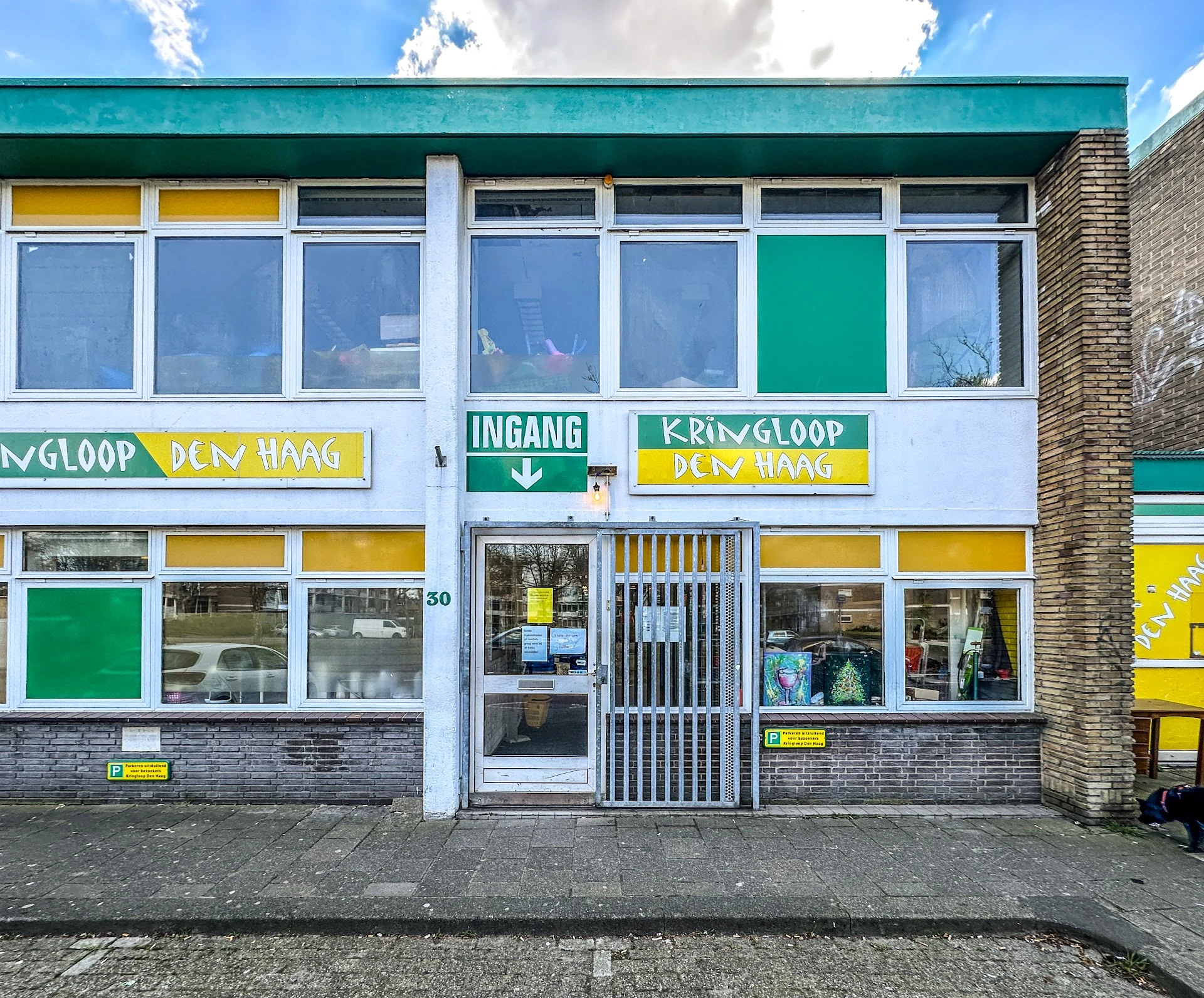 Kringloopwinkel Dude Goed Kringloop Winkel Leyweg in Den Haag